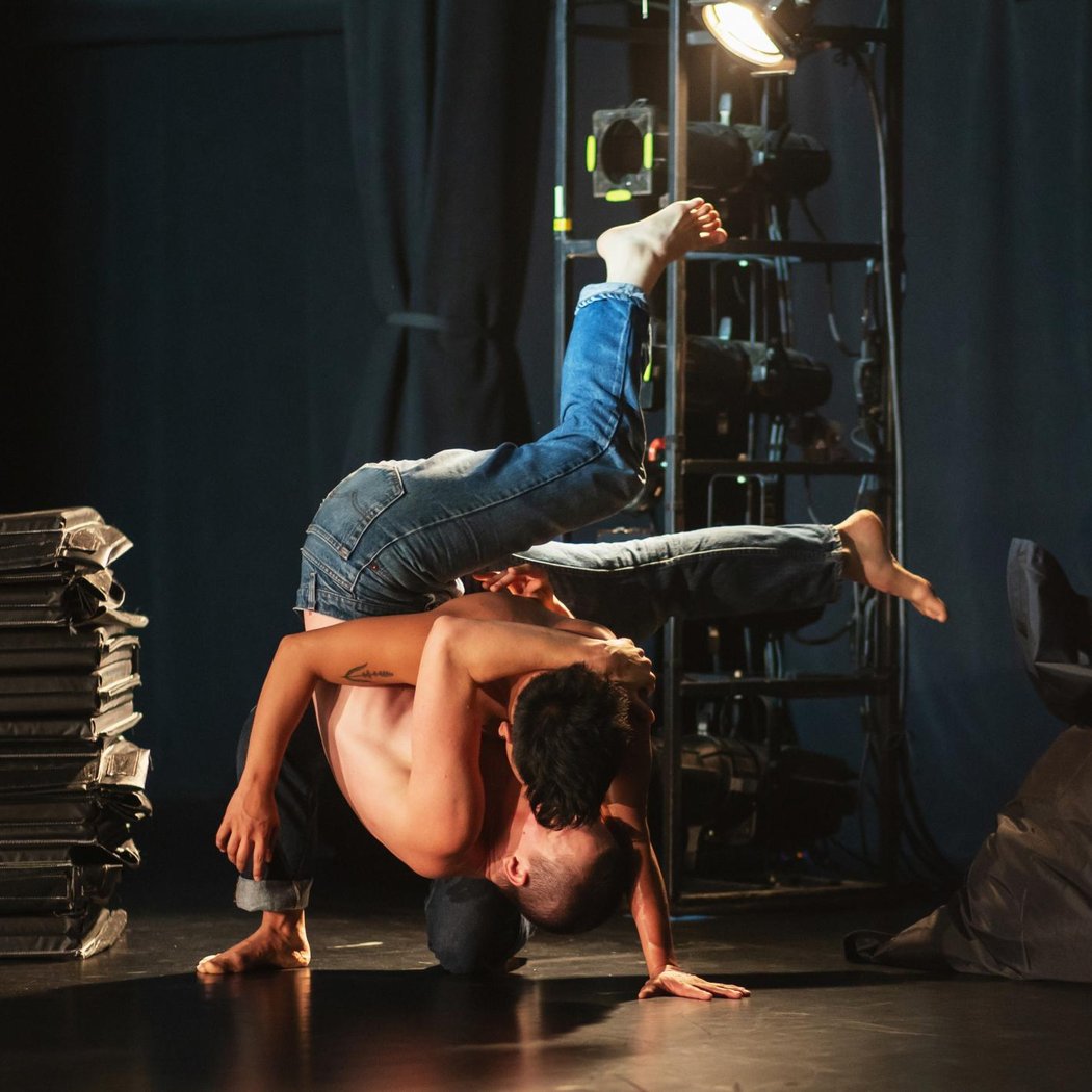 We Are (nothing) Everything, Makisig Akin & Anya Cloud 1